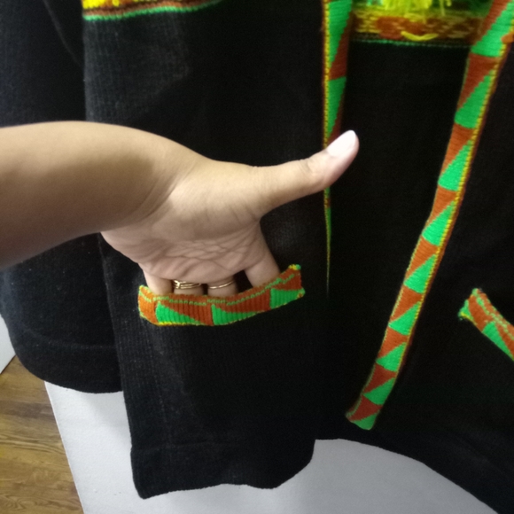 Vintage 1970's, Helen Sue, Women's, Sweater, Size S, Color Black, Yellow, Green - Picture 4 of 7